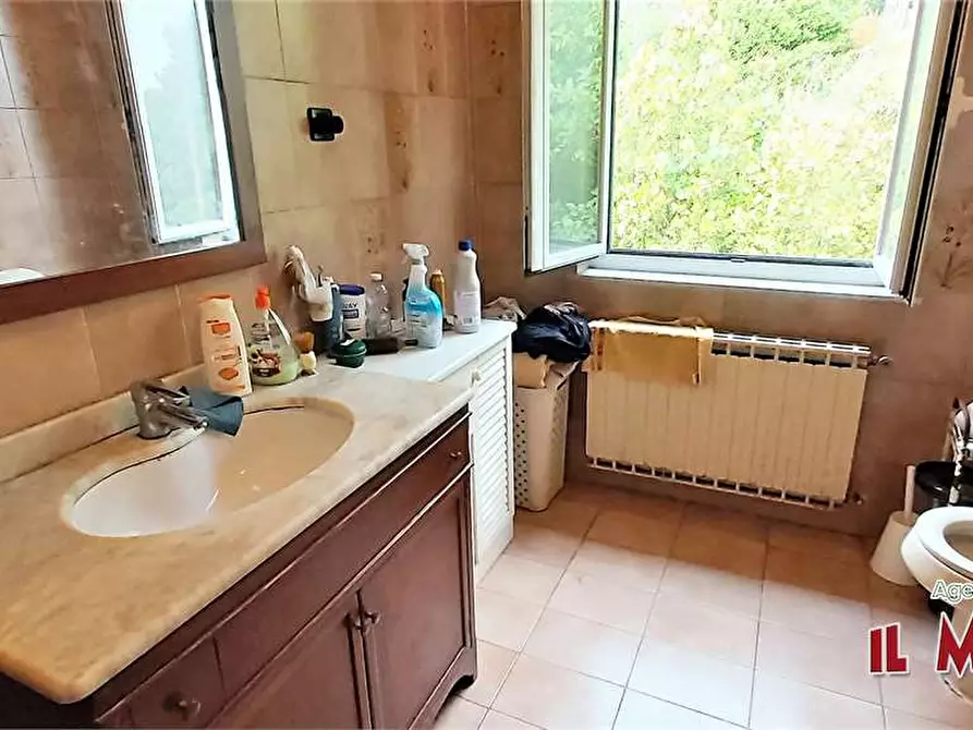 Immagine 23 di Villa in vendita  in Salita della Cittadina a Genova