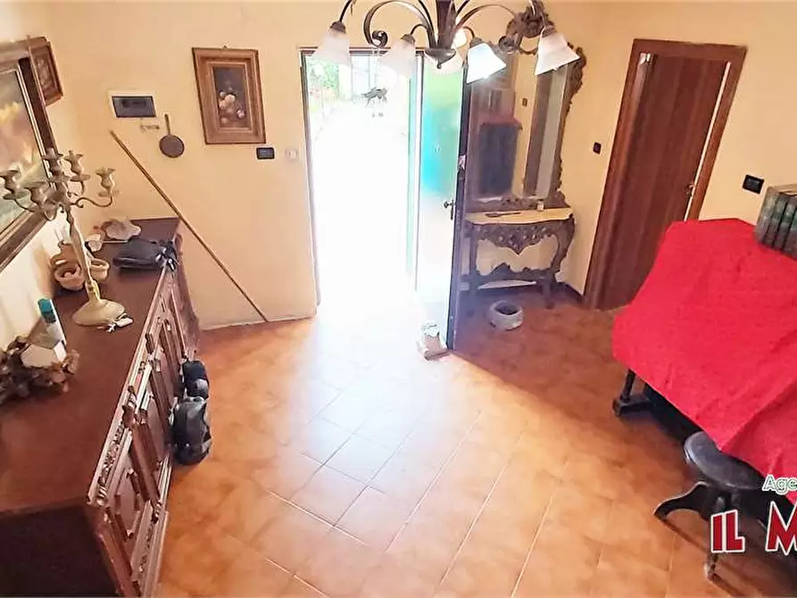Immagine 26 di Villa in vendita  in Salita della Cittadina a Genova