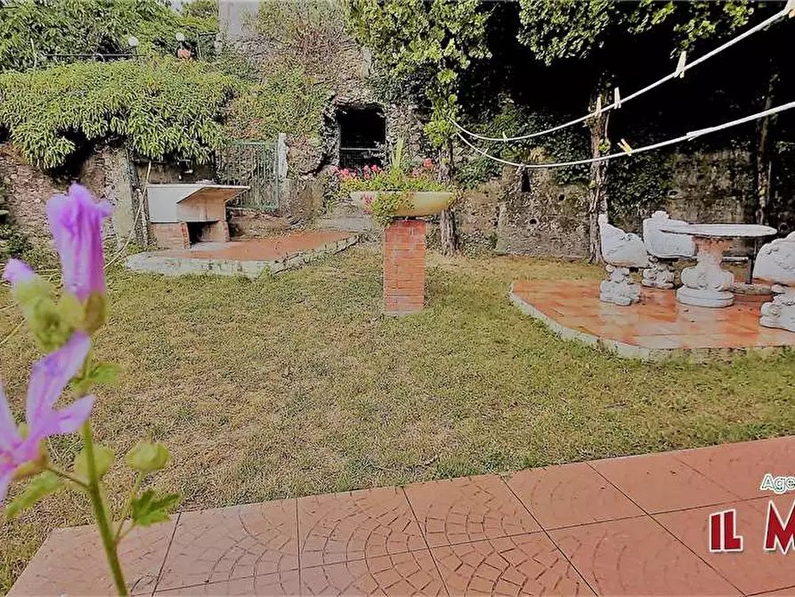 Immagine 37 di Villa in vendita  in Salita della Cittadina a Genova