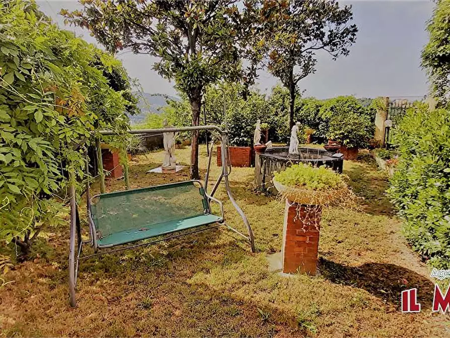 Immagine 47 di Villa in vendita  in Salita della Cittadina a Genova