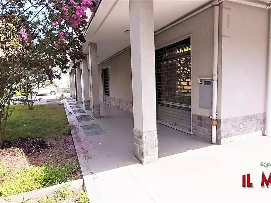 Immagine 11 di Ufficio in affitto  in Via Bartolomeo Parodi a Ceranesi