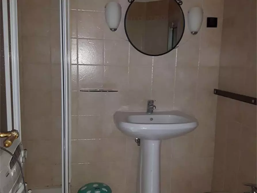 Immagine 7 di Monolocale in vendita  in Via Vittorio Veneto a Mignanego