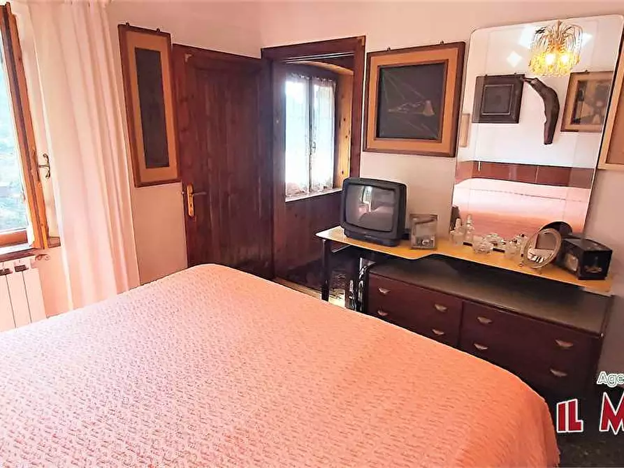 Immagine 16 di Villa in vendita  in Via Begato a Genova