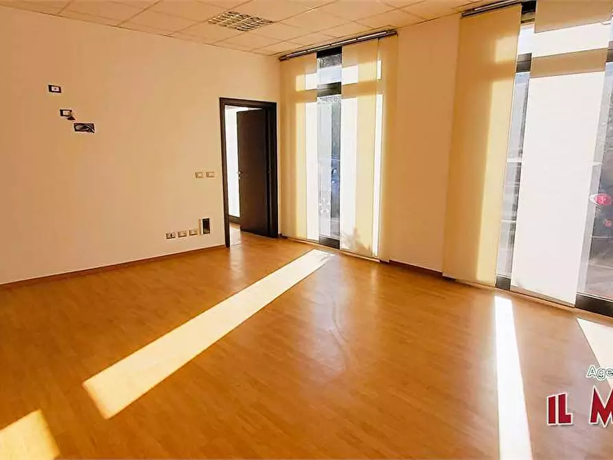Immagine 2 di Ufficio in affitto  a Mignanego