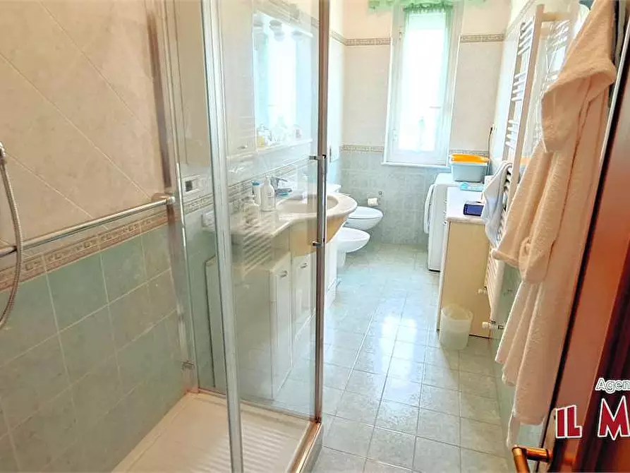 Immagine 11 di Trilocale in vendita  in Via Val D'Astico a Genova