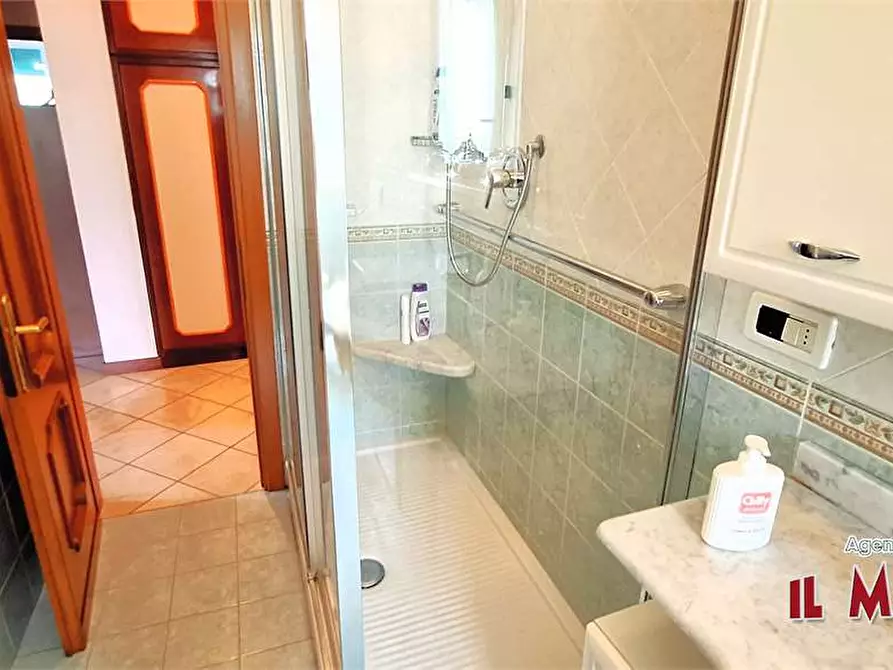 Immagine 13 di Trilocale in vendita  in Via Val D'Astico a Genova