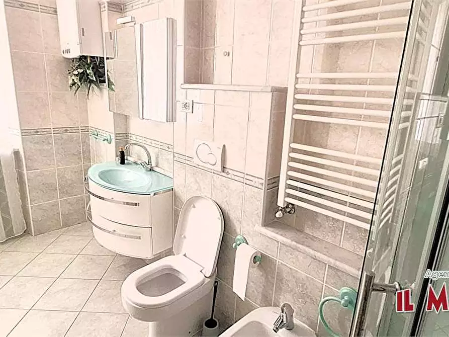 Immagine 15 di Trilocale in vendita  in Via Enrico Cravero a Genova