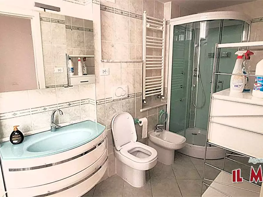 Immagine 17 di Trilocale in vendita  in Via Enrico Cravero a Genova