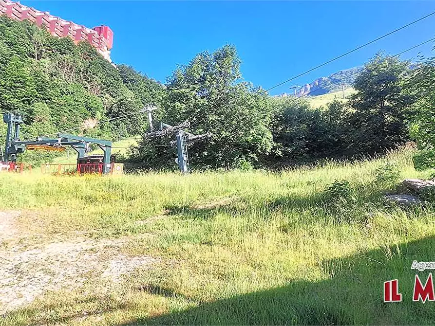 Immagine 15 di Negozio in vendita  in Via Ceresole a Frabosa Sottana