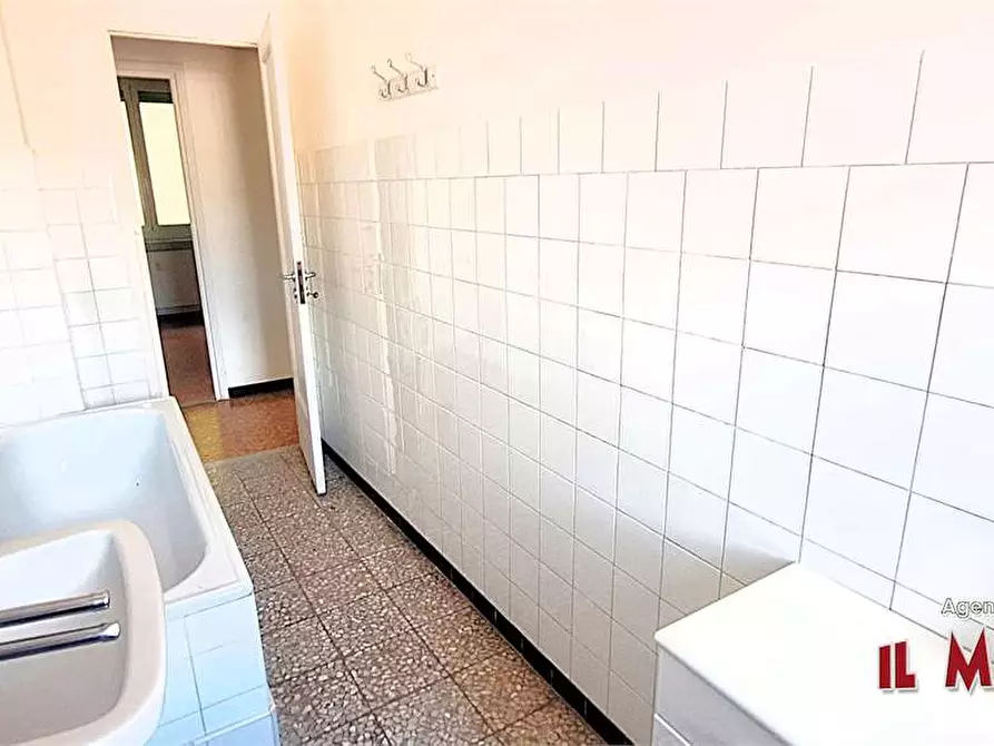 Immagine 17 di Trilocale in affitto  in Via de Gasperi a Campomorone