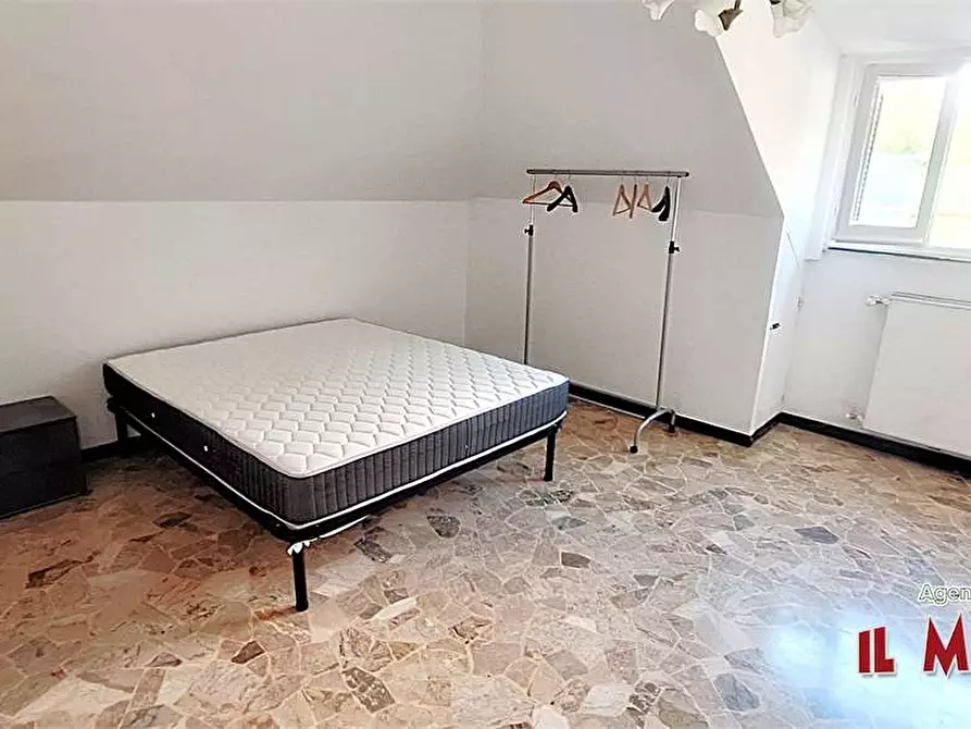 Immagine 11 di Monolocale in affitto  in Via Avosso a Casella