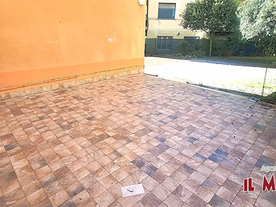 Immagine 16 di Bilocale in vendita  in Via Campomorone a Genova