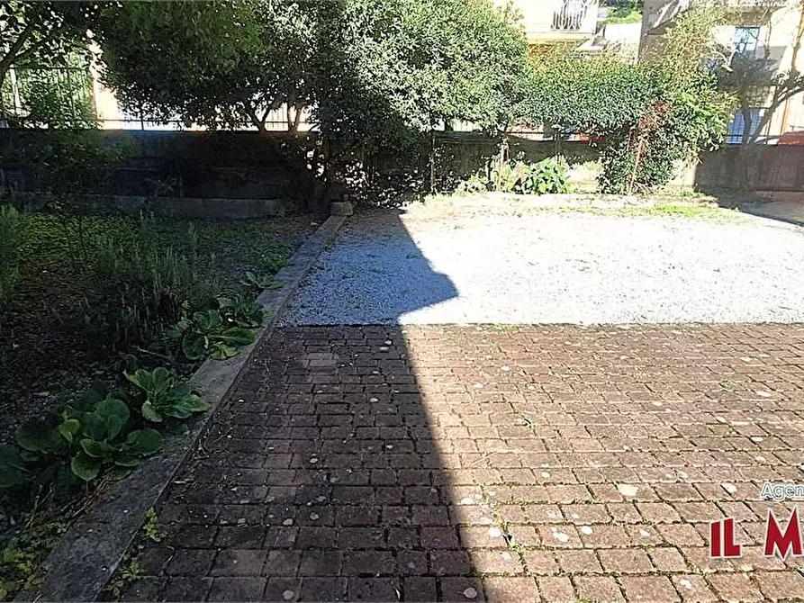 Immagine 17 di Bilocale in vendita  in Via Campomorone a Genova