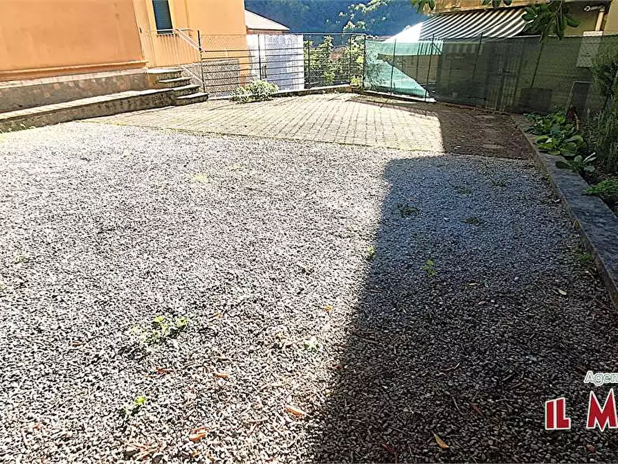Immagine 21 di Bilocale in vendita  in Via Campomorone a Genova