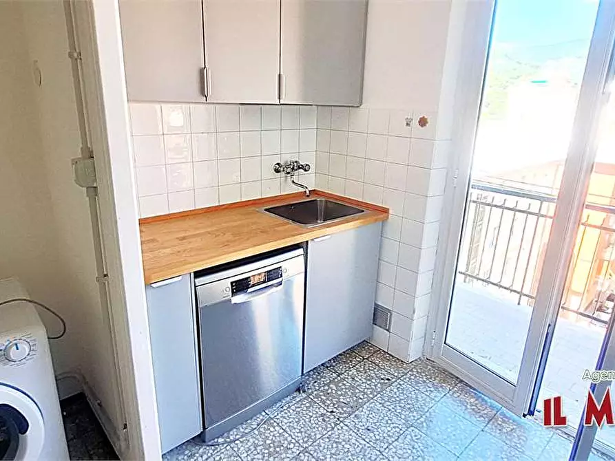 Immagine 6 di Trilocale in vendita  in Via de Gasperi a Campomorone