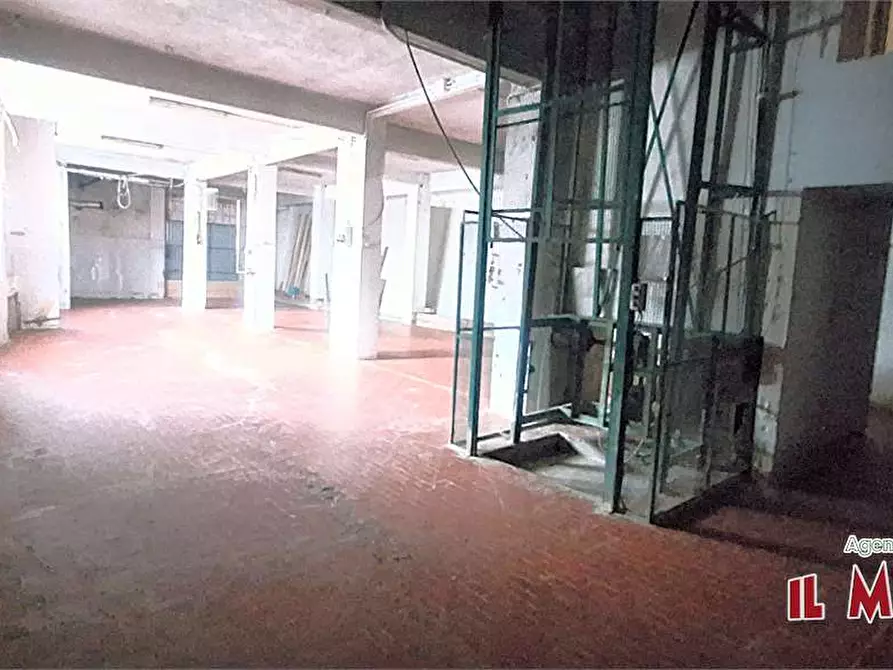 Immagine 5 di Magazzino in vendita  in Via Bartolomeo Parodi a Ceranesi