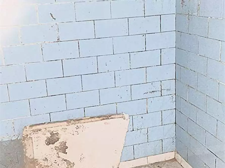 Immagine 9 di Magazzino in vendita  in Via Bartolomeo Parodi a Ceranesi