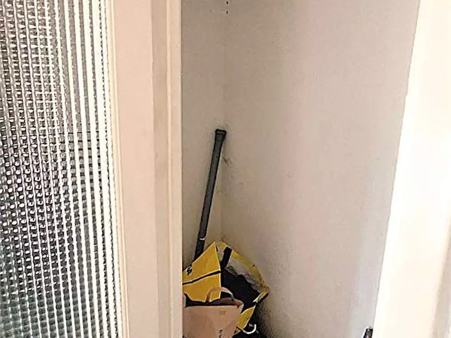 Immagine 17 di Bilocale in affitto  in Via Campomorone a Genova