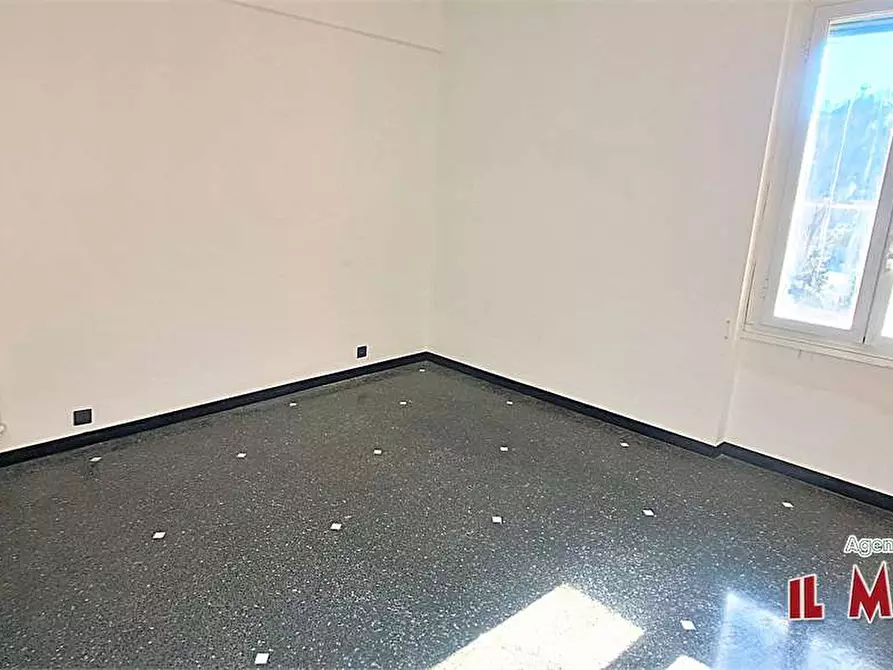 Immagine 9 di Bilocale in affitto  in Via Campomorone a Genova