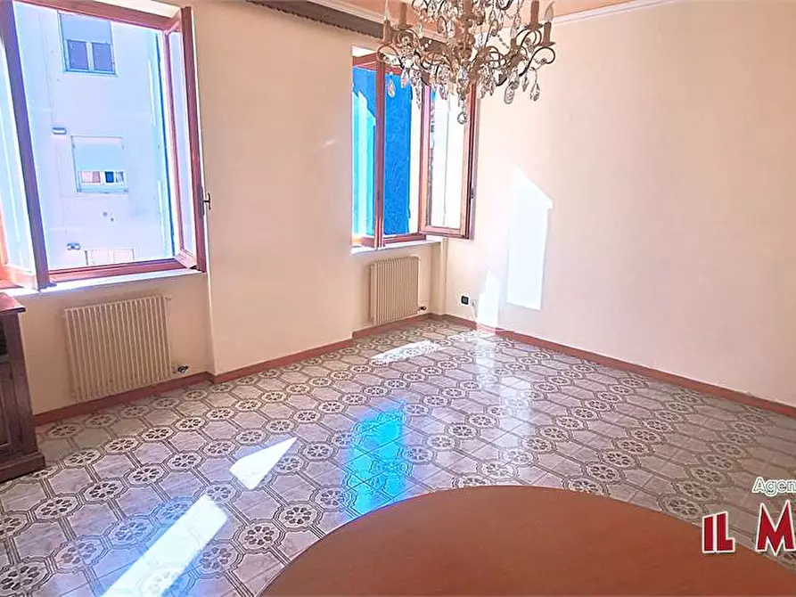 Immagine 11 di Bilocale in vendita  a Campomorone