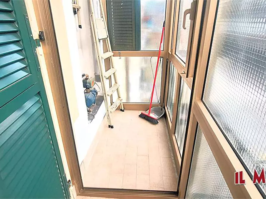 Immagine 9 di Bilocale in vendita  a Genova