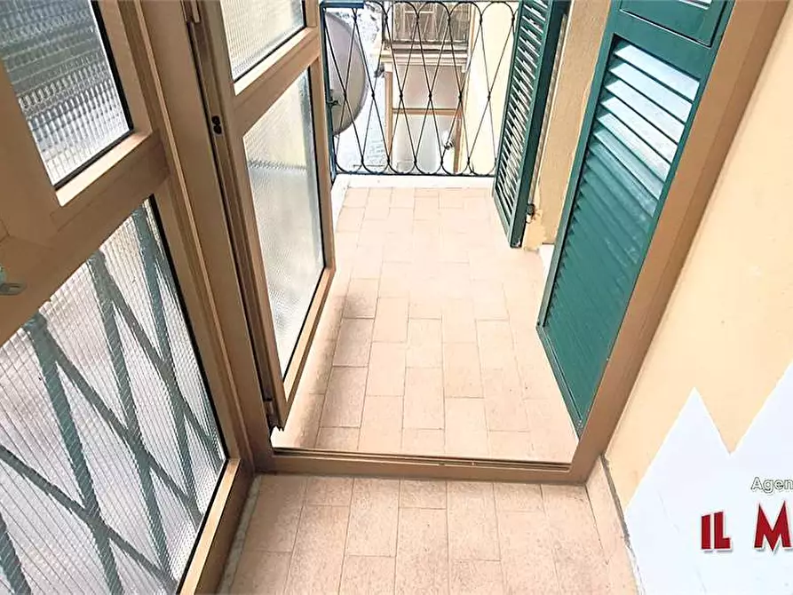 Immagine 10 di Bilocale in vendita  a Genova