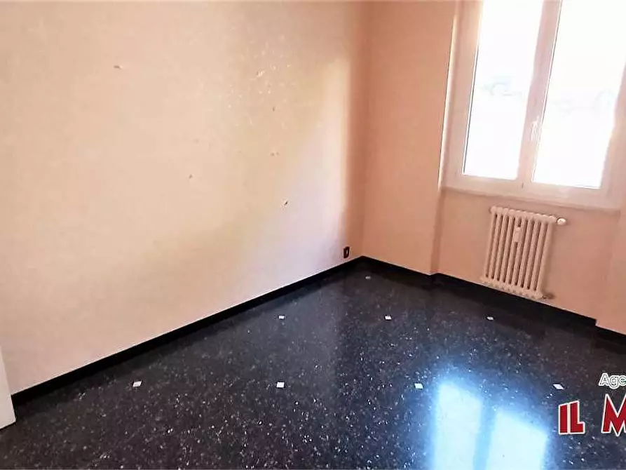 Immagine 10 di Quadrilocale in vendita  in Salita Serra Riccò a Genova