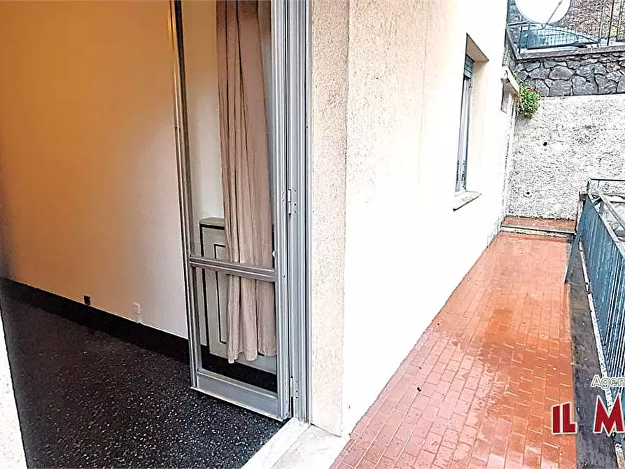 Immagine 18 di Trilocale in affitto  a Genova