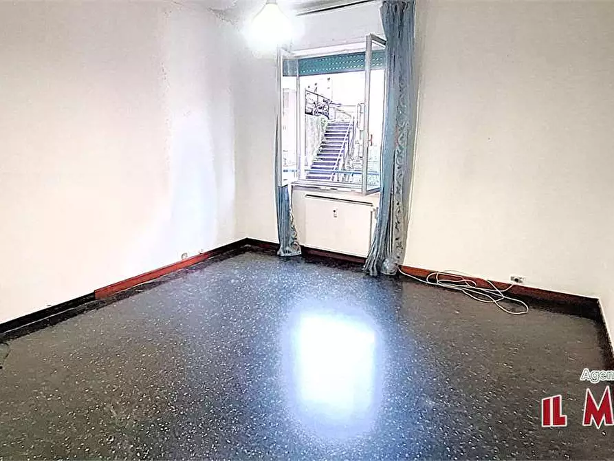 Immagine 23 di Trilocale in affitto  a Genova