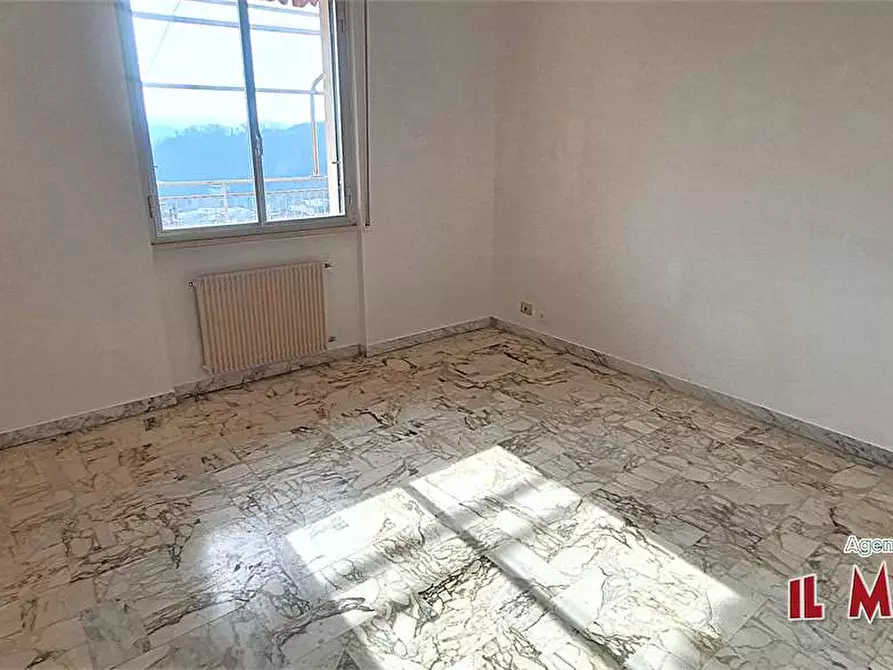 Immagine 28 di Attico in affitto  a Campomorone