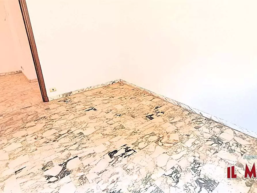 Immagine 19 di Attico in affitto  a Campomorone