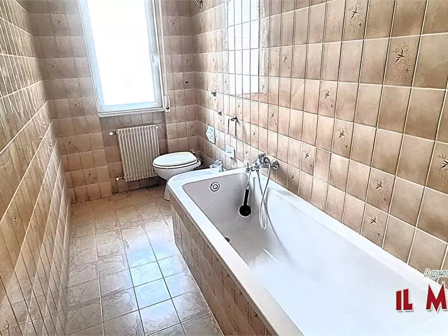 Immagine 20 di Attico in affitto  a Campomorone