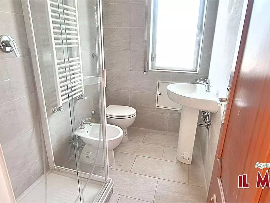 Immagine 14 di Attico in affitto  a Campomorone