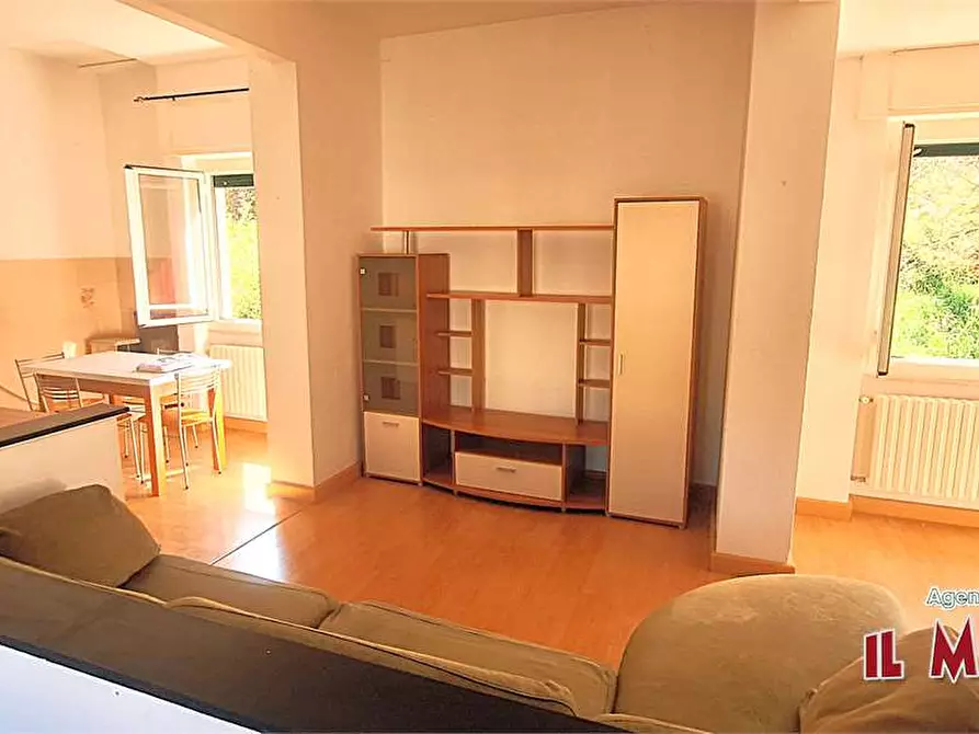 Immagine 2 di Trilocale in affitto  in Via Vittorio Veneto a Mignanego