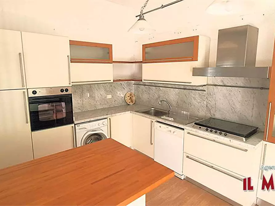 Immagine 6 di Trilocale in affitto  in Via Vittorio Veneto a Mignanego