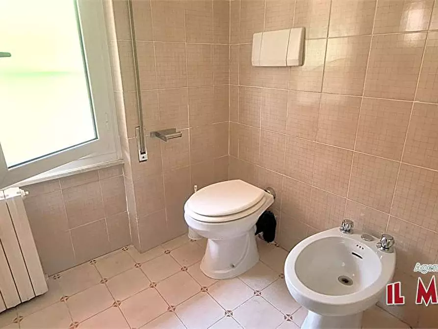 Immagine 14 di Trilocale in affitto  in Via Vittorio Veneto a Mignanego