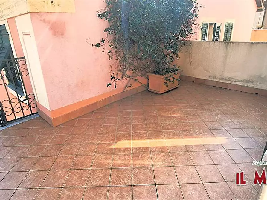 Immagine 8 di Trilocale in vendita  a Genova