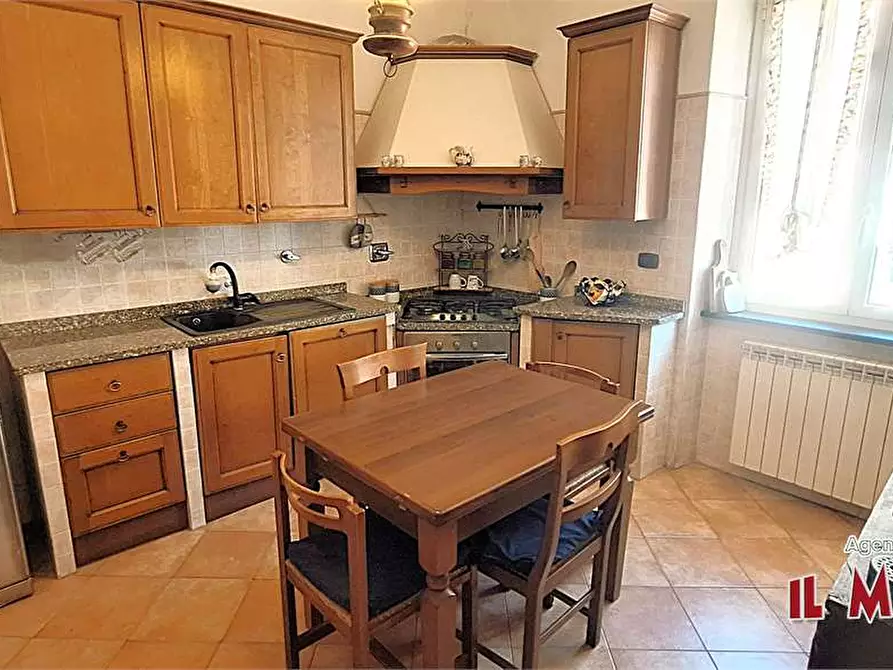 Immagine 11 di Trilocale in vendita  a Genova