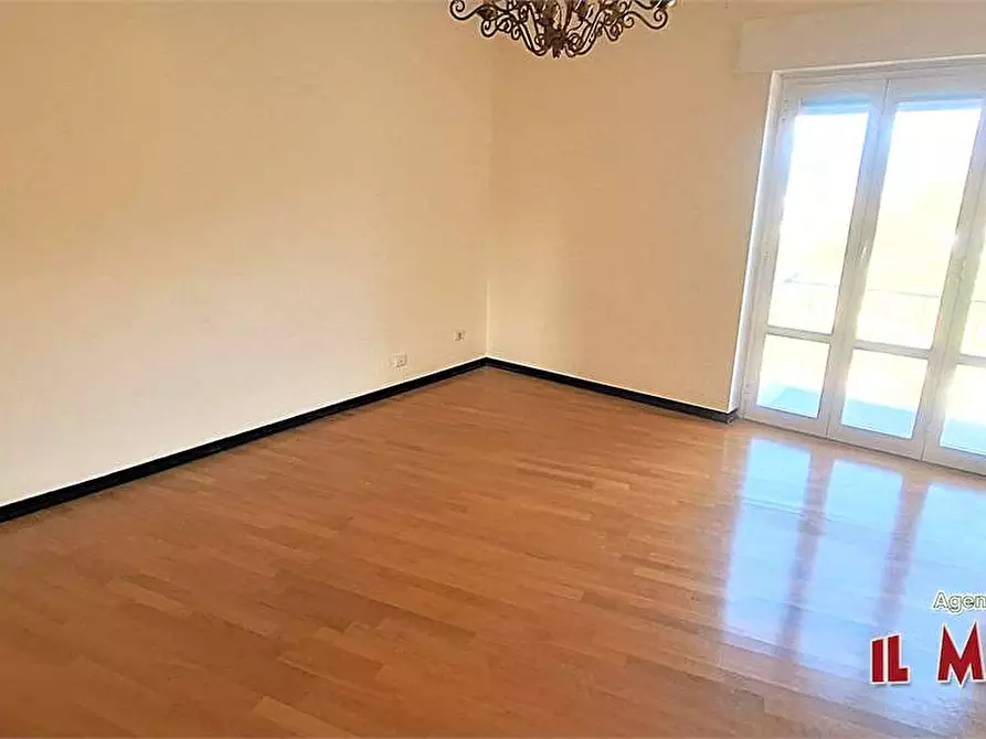 Immagine 2 di Trilocale in vendita  in Via Stassano a Genova