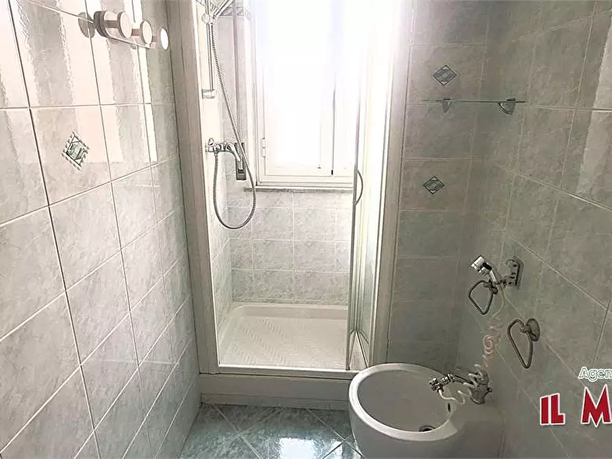 Immagine 21 di Trilocale in vendita  in Via Stassano a Genova