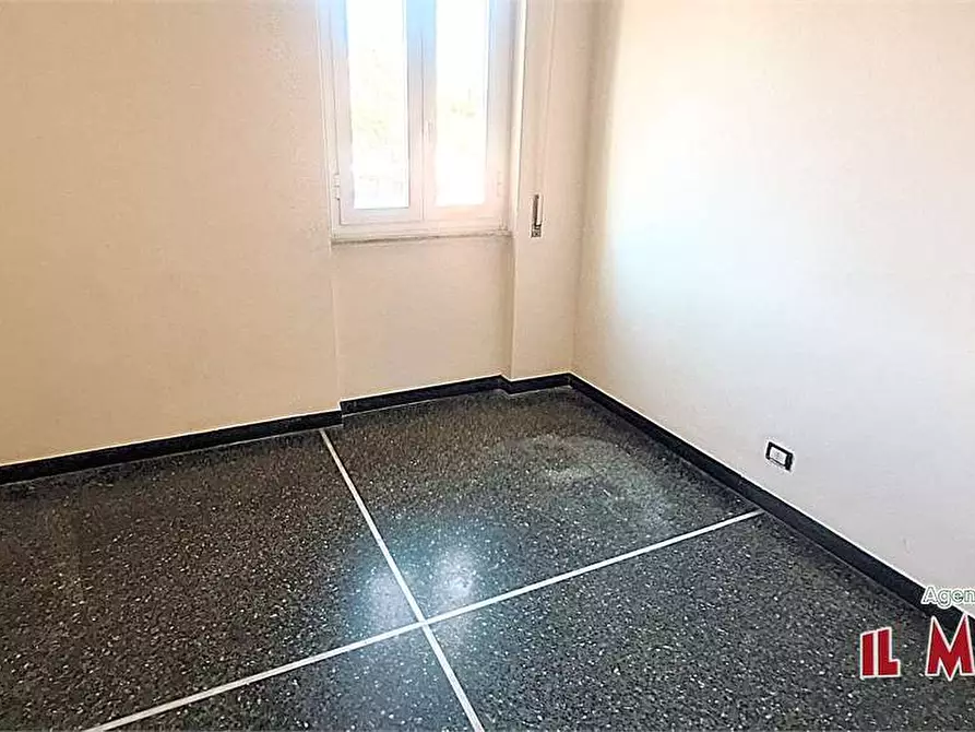 Immagine 22 di Trilocale in vendita  in Via Stassano a Genova
