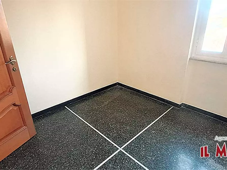 Immagine 23 di Trilocale in vendita  in Via Stassano a Genova