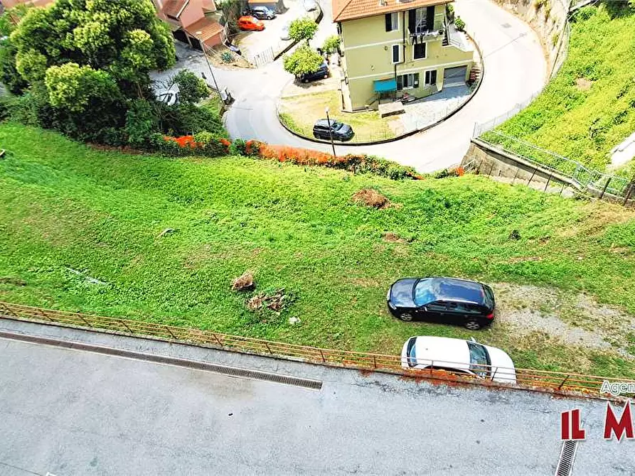 Immagine 1 di Posto auto in vendita  in Via Val D'Astico a Genova