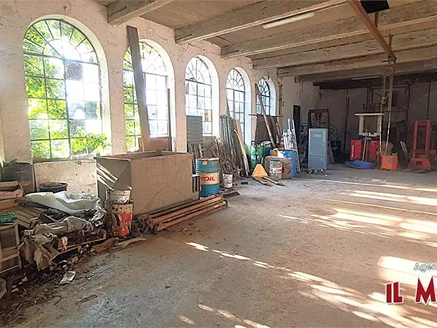 Immagine 5 di Magazzino in vendita  in Via San Martino a Ceranesi