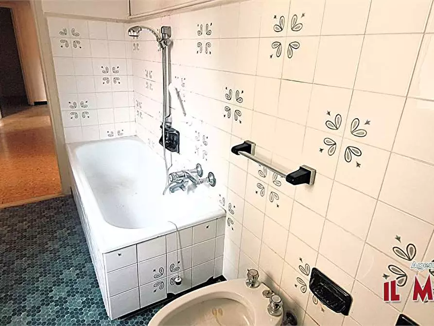 Immagine 20 di Trilocale in vendita  in Via de Gasperi a Campomorone