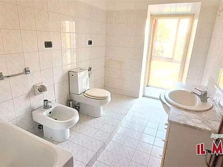 Immagine 10 di Monolocale in vendita  in Via San Quirico a Genova
