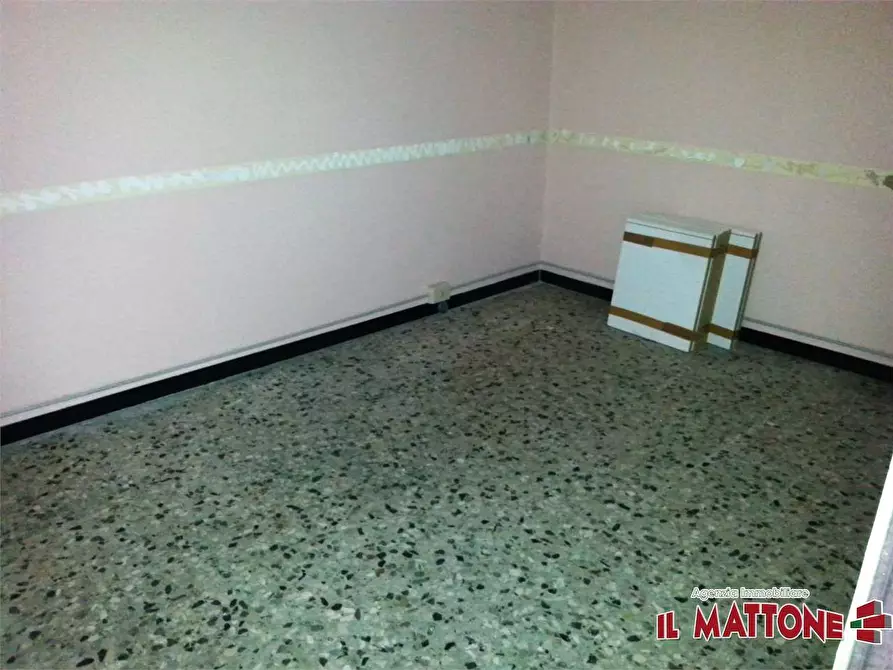 Immagine 5 di Magazzino in vendita  in Via C. Rebora a Campomorone