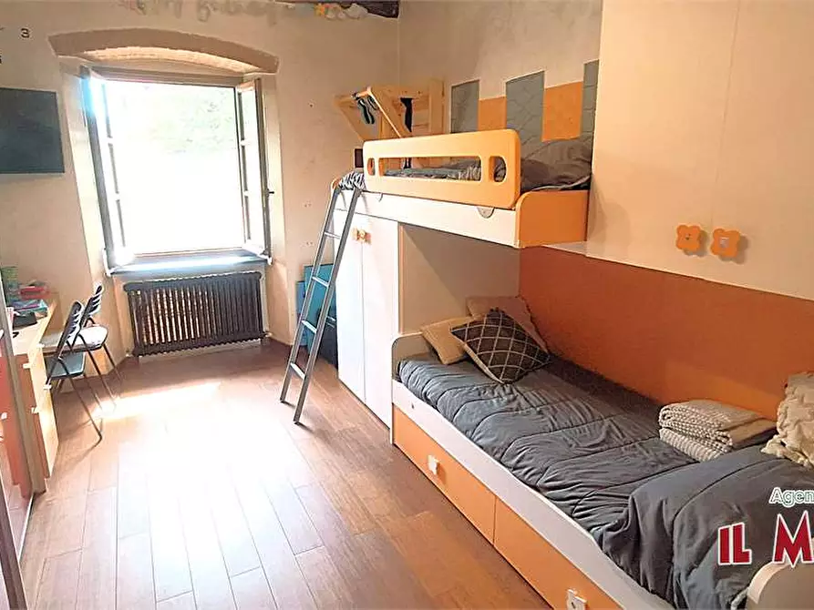 Immagine 8 di Trilocale in vendita  in Via Martiri della Libertà a Campomorone