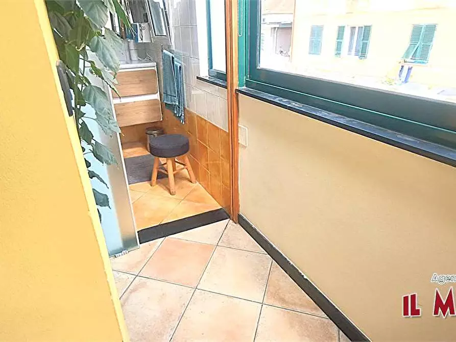 Immagine 15 di Trilocale in vendita  in Via Martiri della Libertà a Campomorone