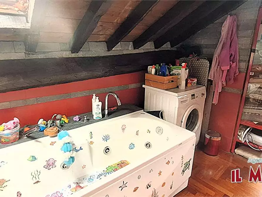 Immagine 24 di Trilocale in vendita  in Via Martiri della Libertà a Campomorone